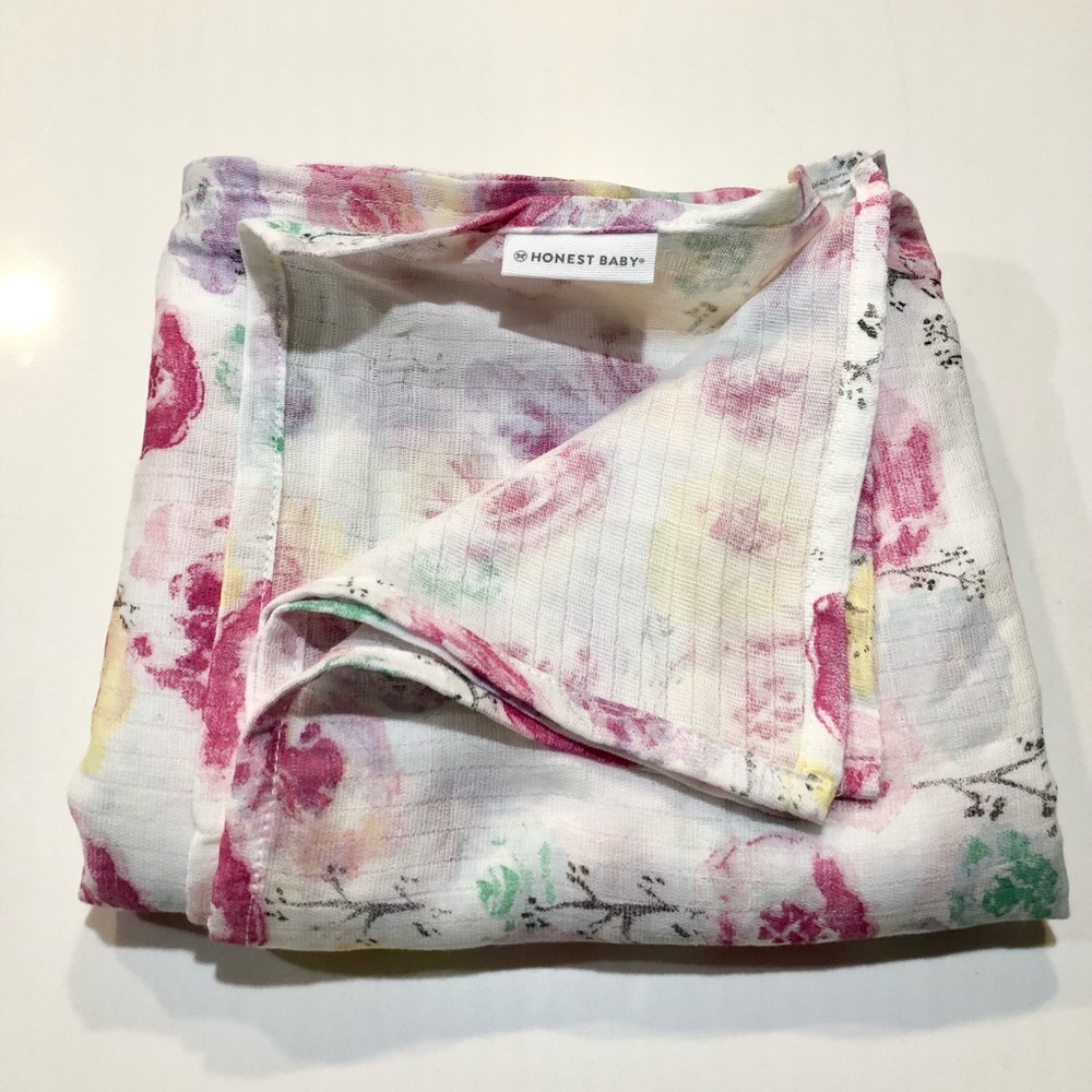 NWOT Honest Baby Linen Swaddle